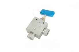 Valve, 1/4" x 90°